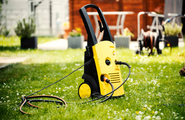 Best Gutter Cleaning  in Metuchen, NJ
